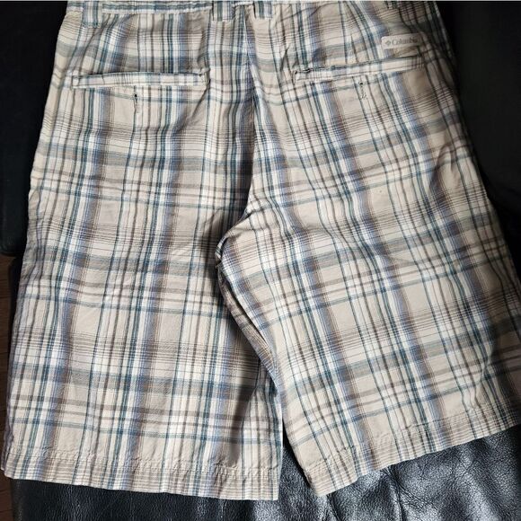 Columbia plaid shorts size 34 - Picture 3 of 5